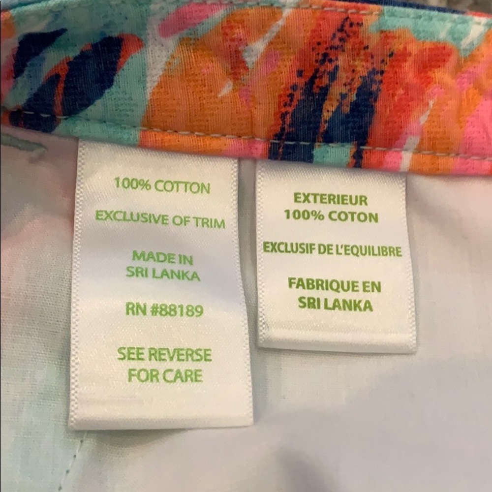 Lilly Pulitzer Size 4 Shorts - Picture 3 of 4